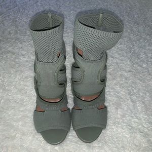 2 pairs of Zara heels